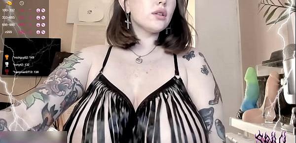  huge tits cam girl